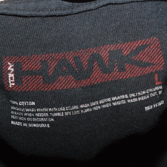 Tony Hawk Illuminati Mens Large Black Shirt Excellent Condition!!  graphic tee - Picture 3 of 4